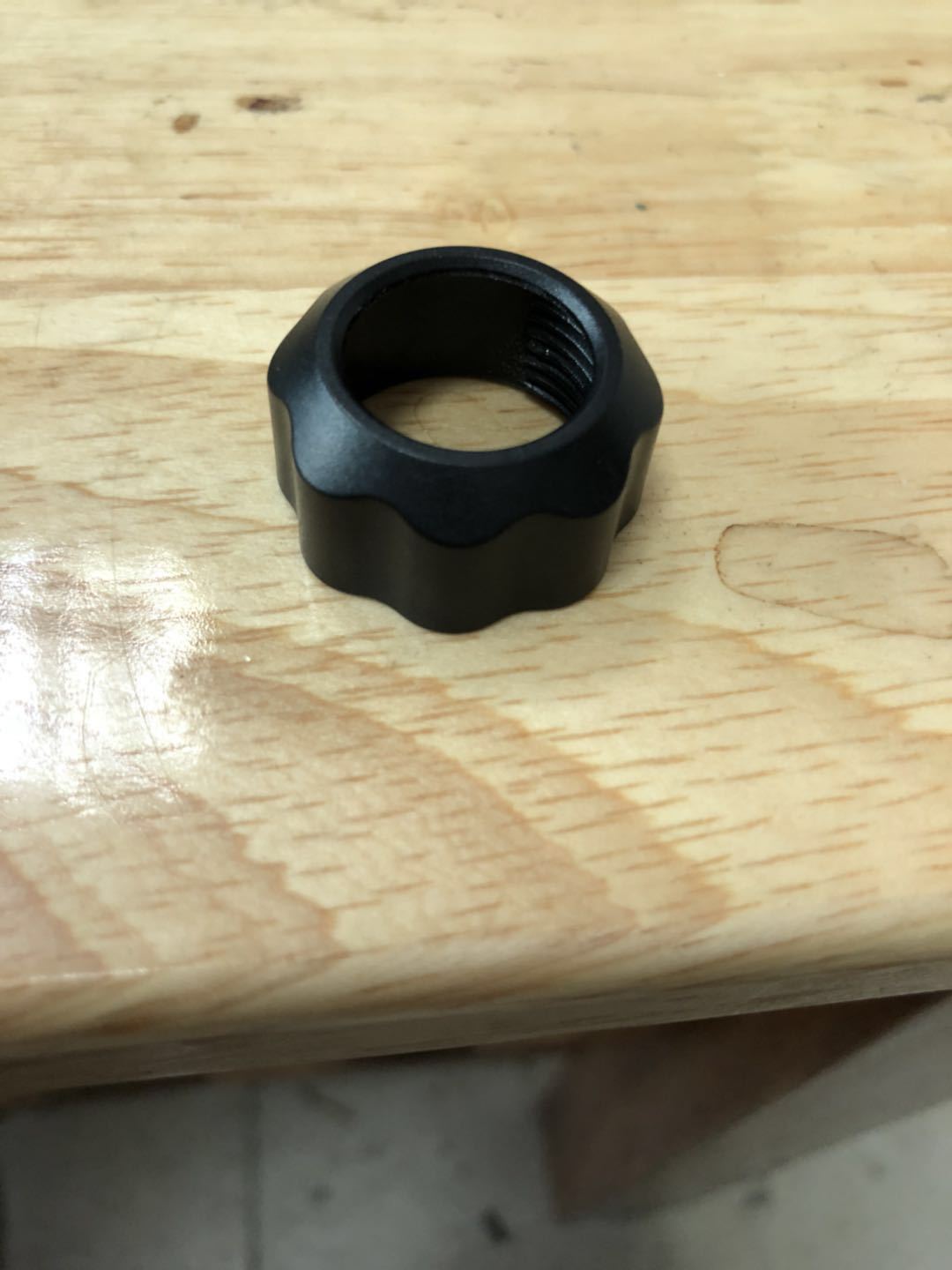 Manufacturers car bracket accessories car air outlet clip car air conditioning air outlet air outlet accessories base detail
