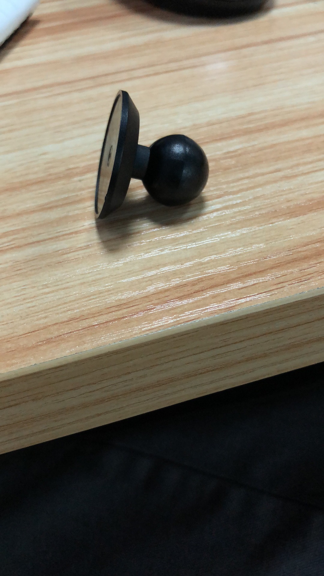 Manufacturers car bracket accessories car air outlet clip car air conditioning air outlet air outlet accessories base detail