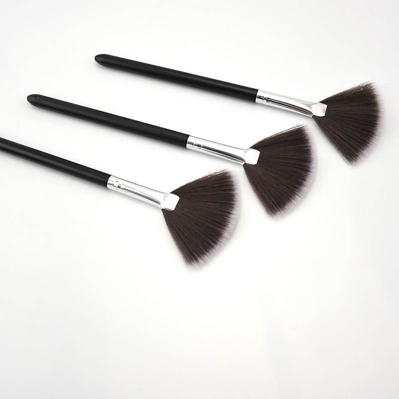 Lise Yiren new single wholesale long handle fiber hair makeup brush beauty makeup tools fan uniform paint detail