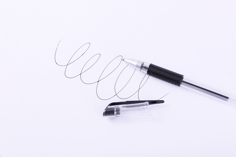Office Supplies European Standard Gel Pen Plastic Signature Pen Student Black Water-Based Pen 0.5mm Bullet Tip Exam Pen detail